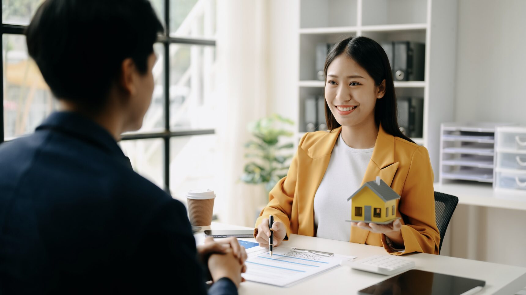 Nên tìm hiểu và lưu ý sự khác biệt giữa các mô hình mua trả góp - Ảnh: Pinterest