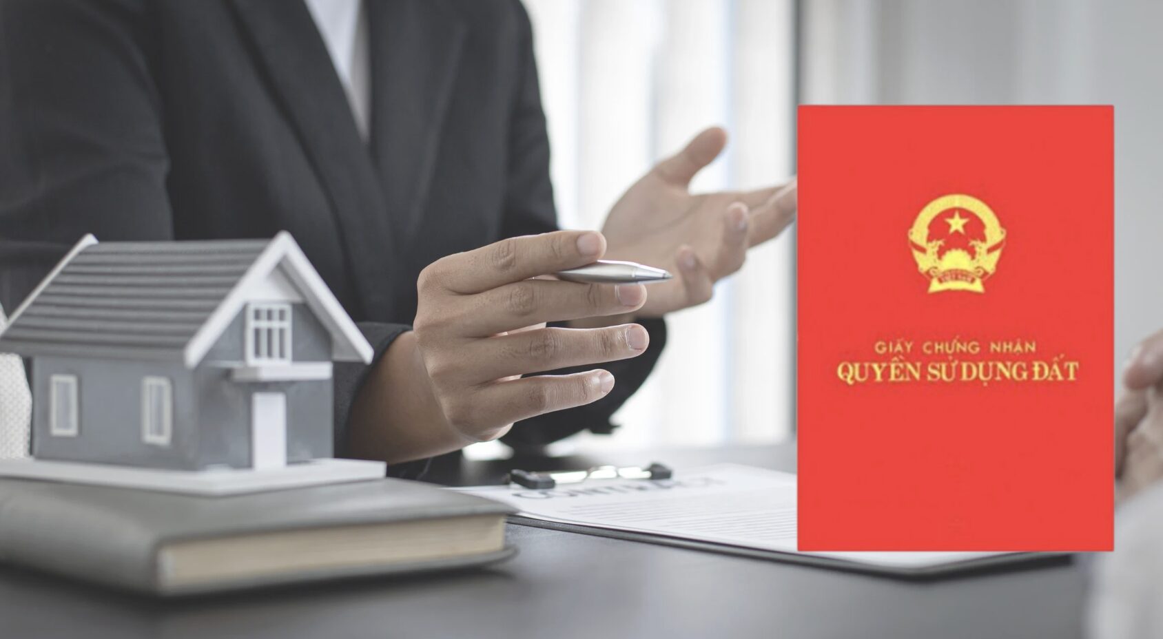 Giấy tờ pháp lý quan trọng nhất để xác nhận quyền sở hữu - Ảnh: Pinterest