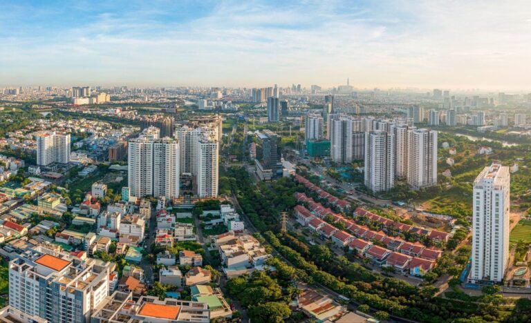 Kinh tế bất động sản tăng trưởng: Phân khúc nào hưởng lợi nhất?