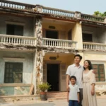 Kinh nghiệm mua nhà cũ nát rồi cải tạo tại Quận 4, Quận 7